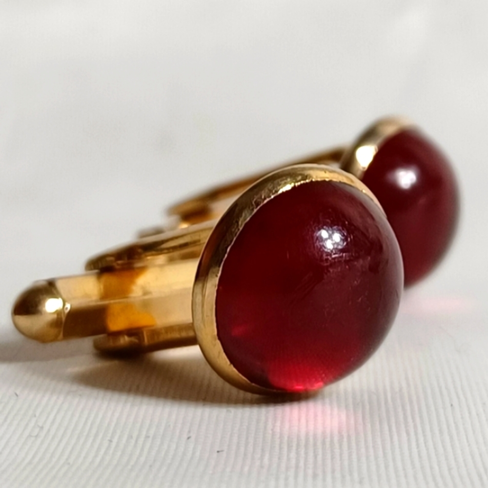 VINTAGE RUBY RED ROUND CUFFLINKS - Picture 3 of 11